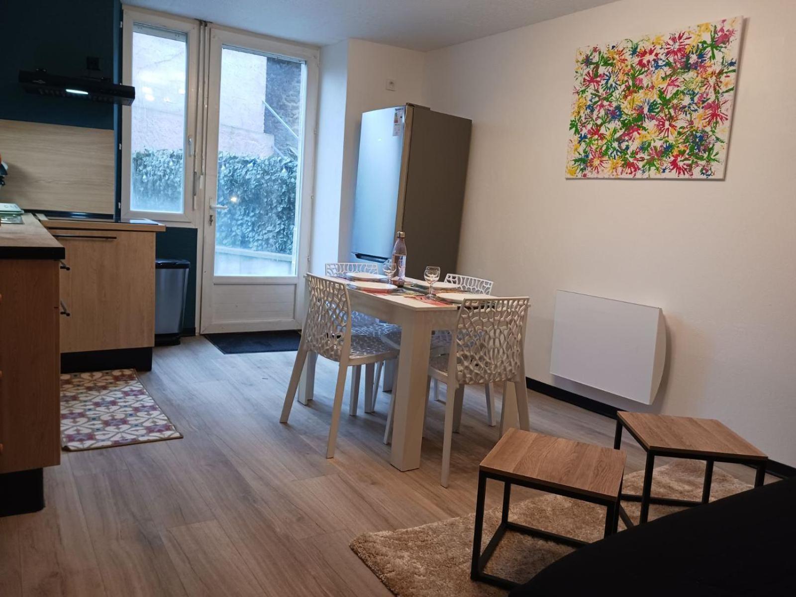 La Sout Apartment La Souterraine Bagian luar foto